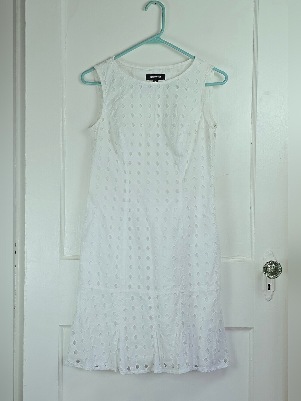 Nine West White Eyelet Woven Shift Dress 2P